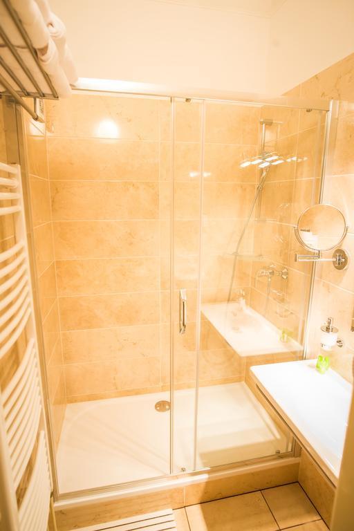 Hotel City Bell Praag Buitenkant foto