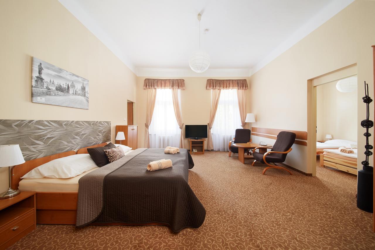 Hotel City Bell Praag Buitenkant foto
