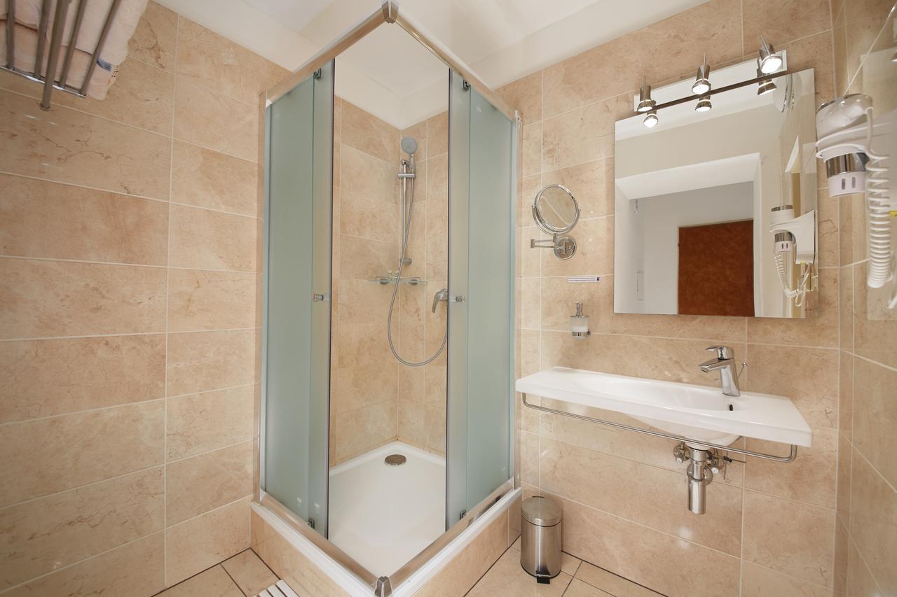Hotel City Bell Praag Buitenkant foto