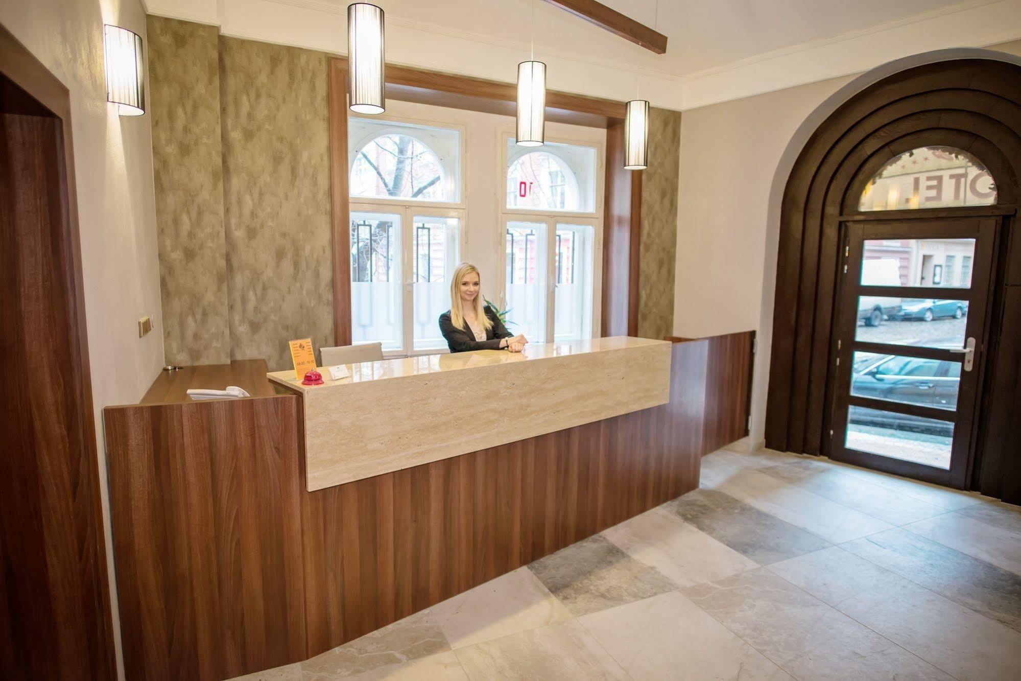 Hotel City Bell Praag Buitenkant foto