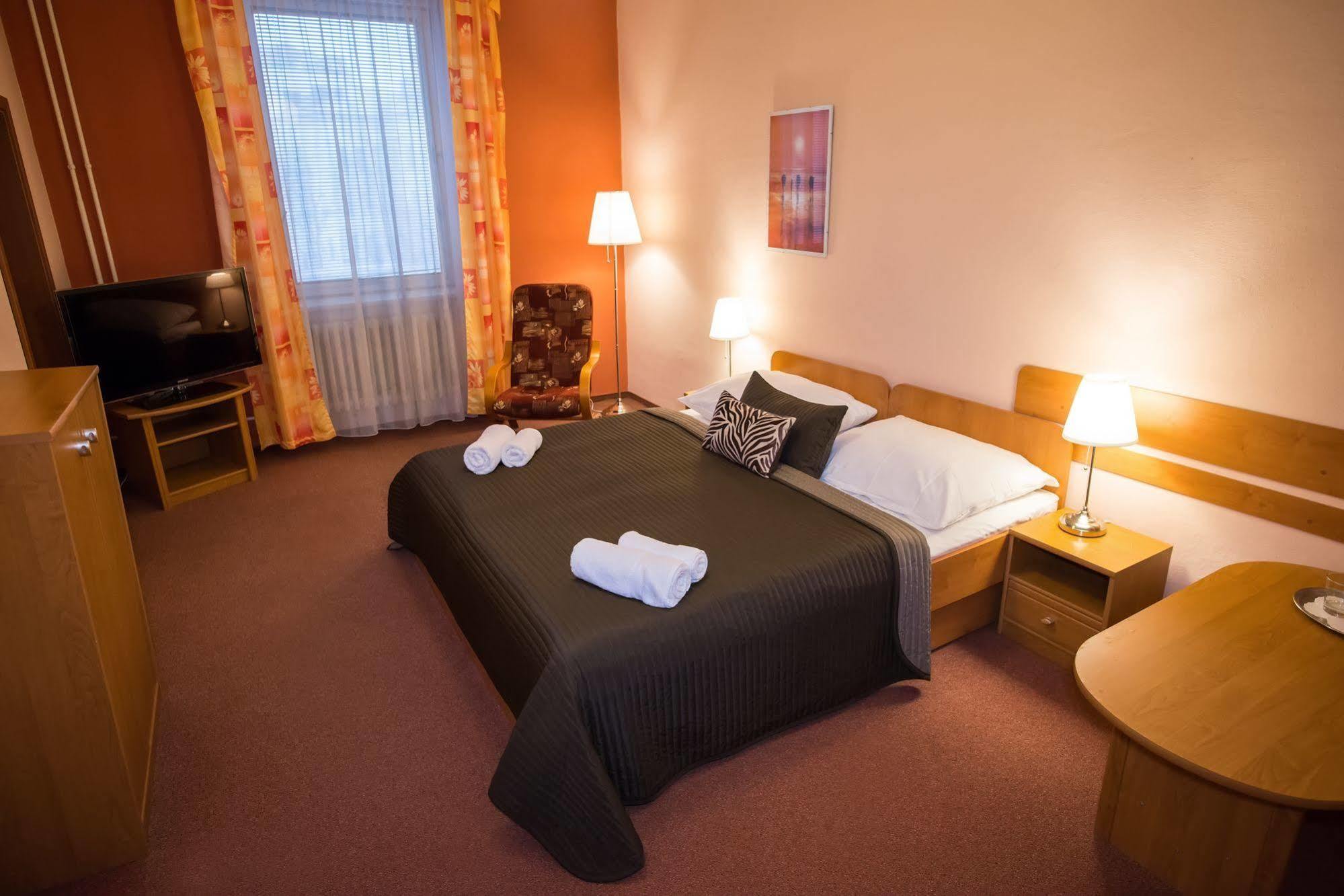 Hotel City Bell Praag Buitenkant foto